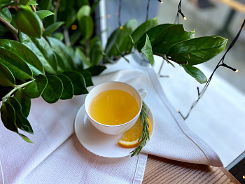 Домашний чай с апельсином и розмарином  