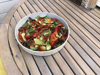 Овощной салат с рыжиковым маслом
